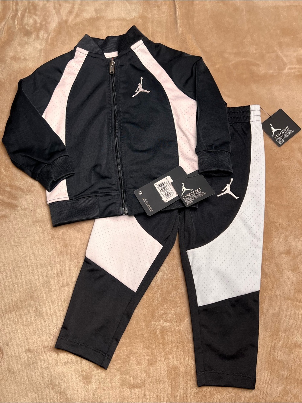 AIR JORDAN Black and White Sporty Tracksuit Jacket and Pant Set - Sz 18M